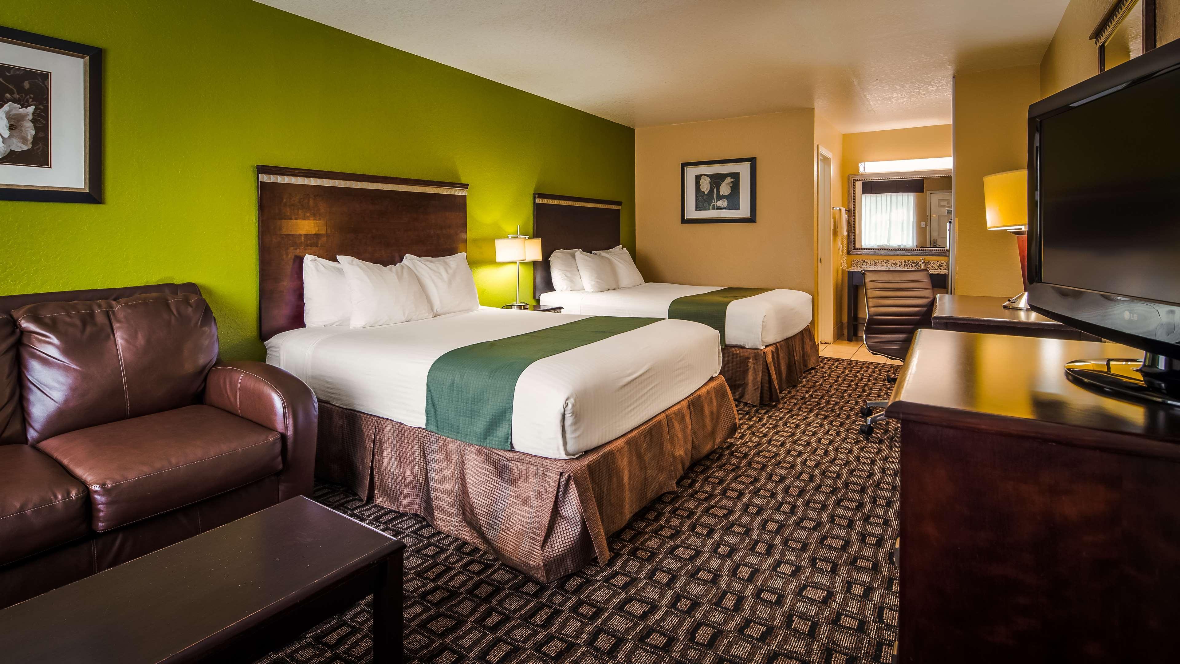 ชัวร์สเตย์ โฮเต็ล บาย เบสต์เวสเทิร์น ฟอเรสวิลล์ Hotel Floresville ภายนอก รูปภาพ
