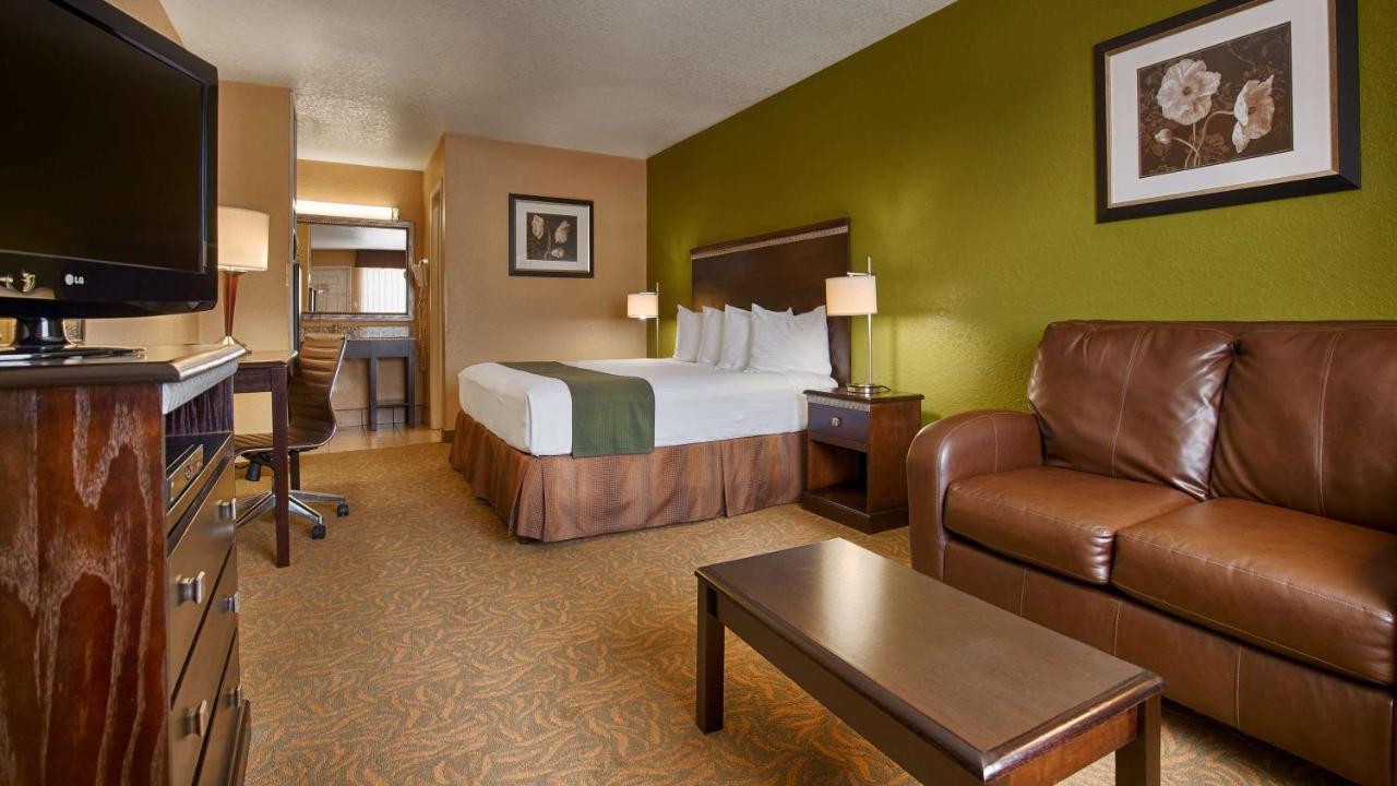 ชัวร์สเตย์ โฮเต็ล บาย เบสต์เวสเทิร์น ฟอเรสวิลล์ Hotel Floresville ภายนอก รูปภาพ