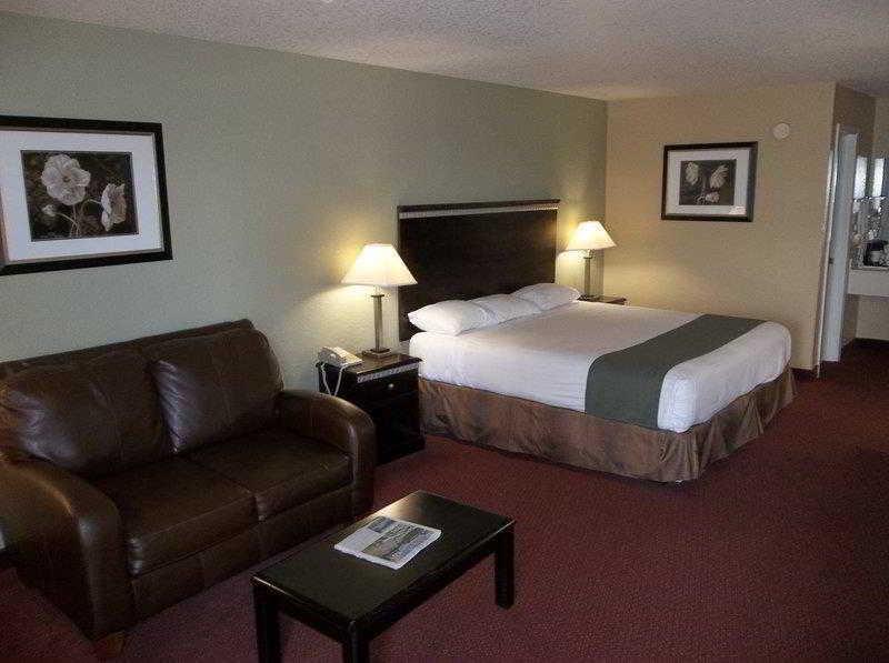 ชัวร์สเตย์ โฮเต็ล บาย เบสต์เวสเทิร์น ฟอเรสวิลล์ Hotel Floresville ภายนอก รูปภาพ